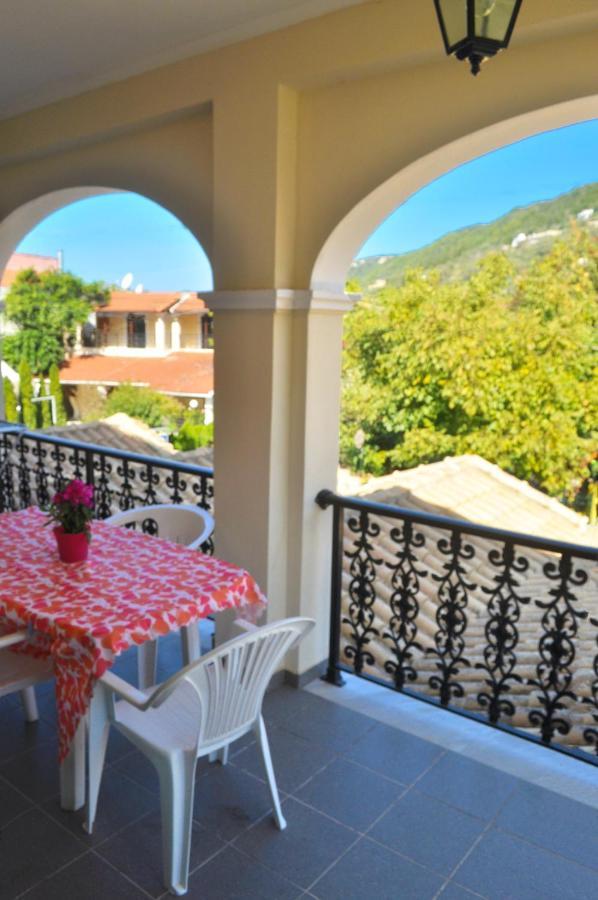 Yannis - Holiday Apartments On Agios Gordios Beach In Corfu Kültér fotó